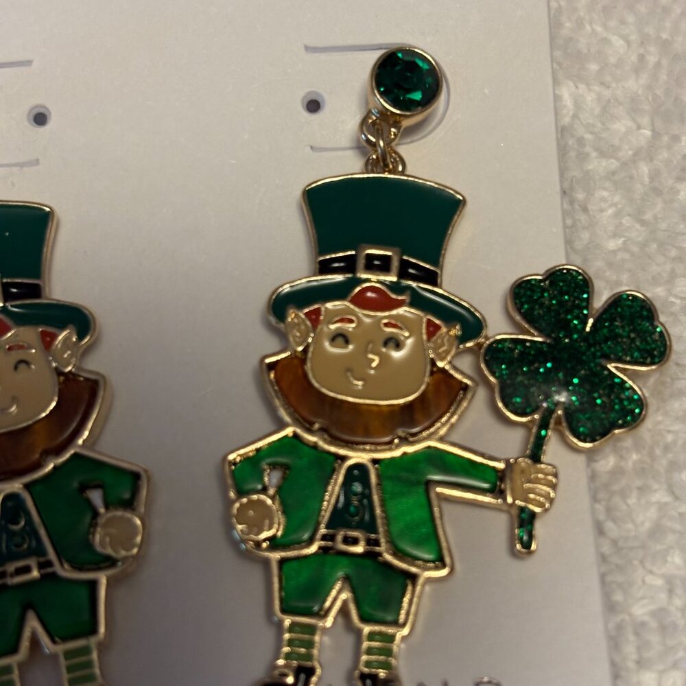 Leprechaun Ear Rings - Picture 6 of 6